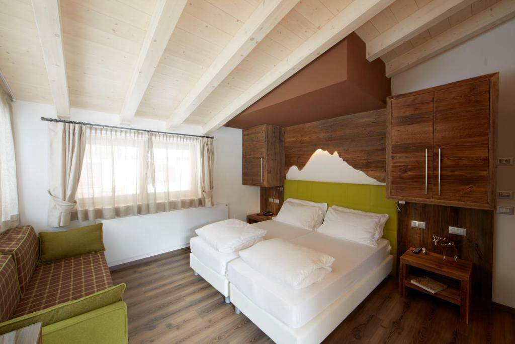 Chalet Vites Mountain Hotel Canazei Habitación foto